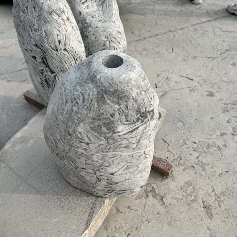  (8)